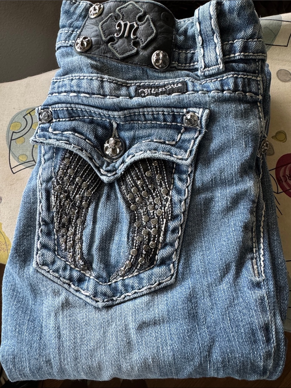 Miss Me‎ Skinny Jeans Rhinestone Wing Pockets